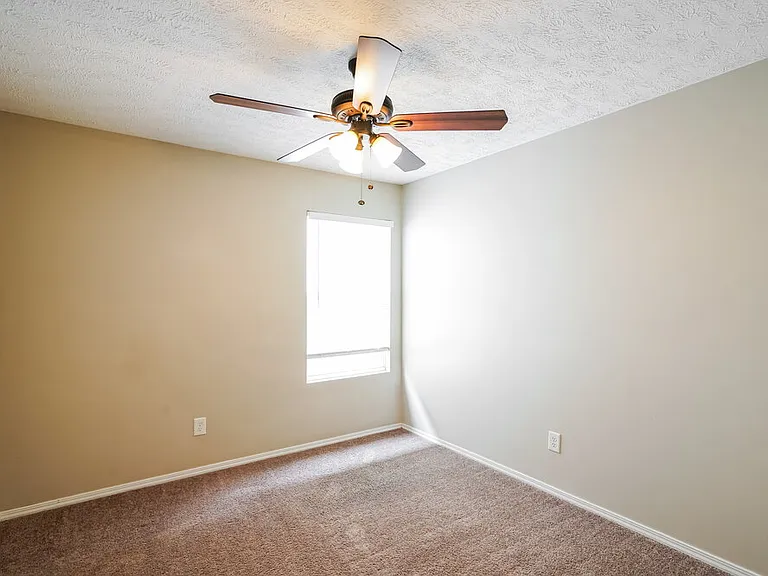 5221 Sunsail Dr — Photo 13