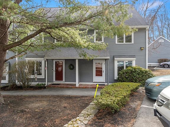 2nd image of 11 Country Hill Ln #14