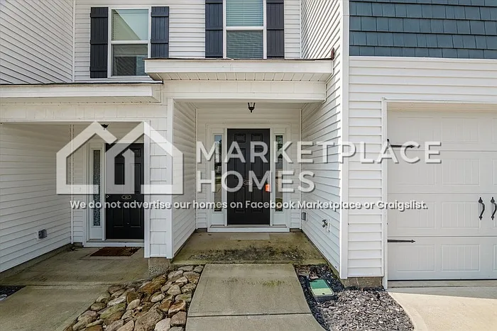 3 bed, 2.5 bath, 1600 sqft, $1,695 — Photo 3