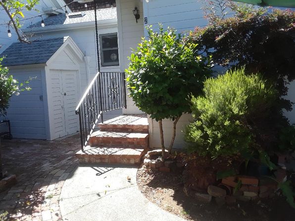 143 W E St APT 2