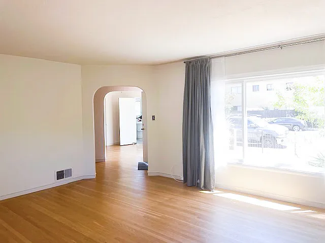 3 bed, 1450 sqft, $4,095 — Photo 3