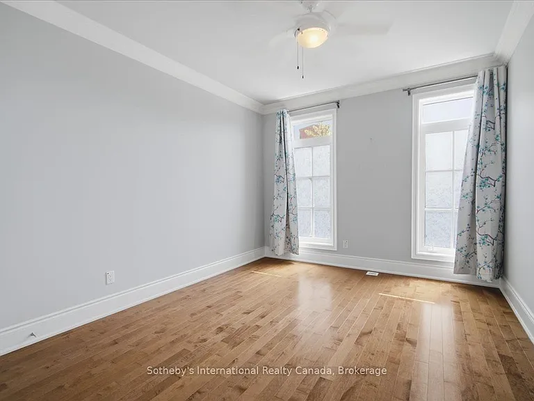 339 Randall St — Photo 34