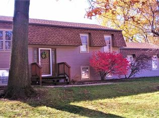 2306 Flemming Rd, Valparaiso, IN 46383