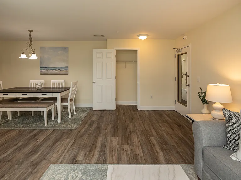 The Summit at Owings Mills Apartments — Photo 5