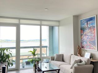 4001 Fairfax Dr, Arlington, VA 22203