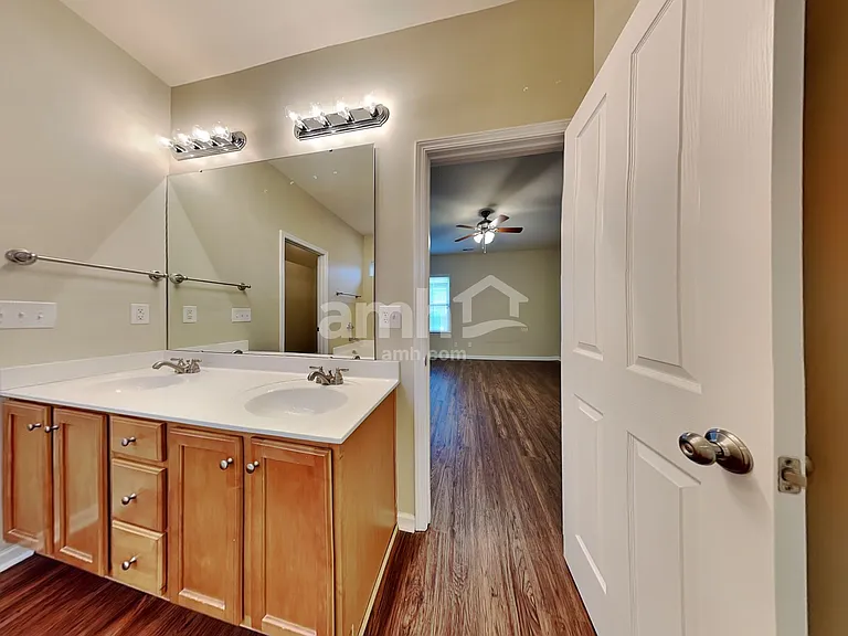 8120 Bud Henderson Rd — Photo 10