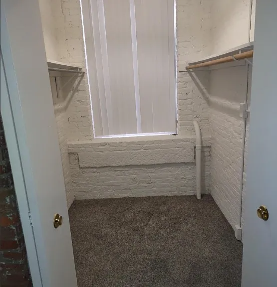Marlboro Classic Apt & Redwood Square — Photo 98