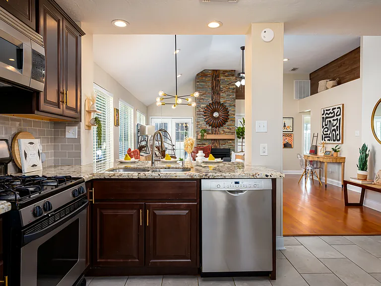 20231 Linden Tree Dr — Photo 13