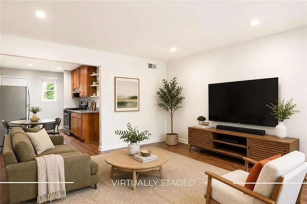 2 bed, 1.0 bath, 800 sqft, $1,175 — Photo 1