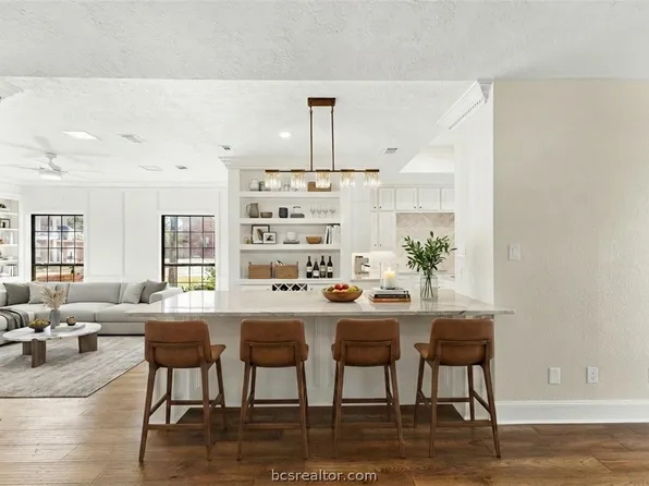 2013 Pebblestone Ct, College Station, TX 77845