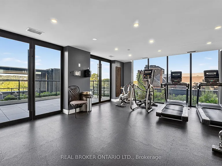 15 Queen St S #1206 — Photo 24
