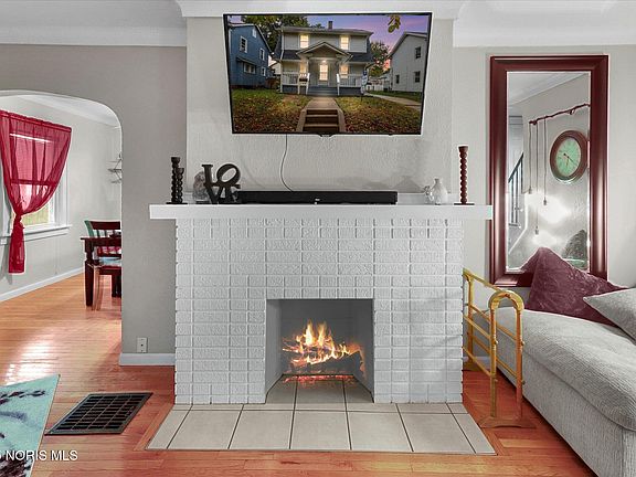 4th image of 4409 Westway St