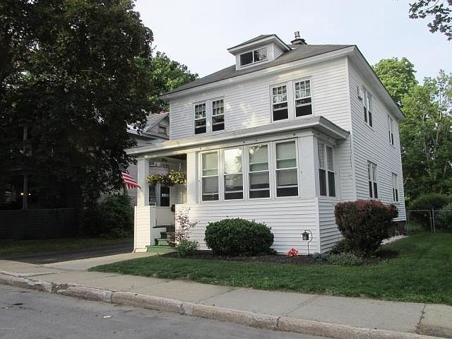 1st image of 9 Keenan St