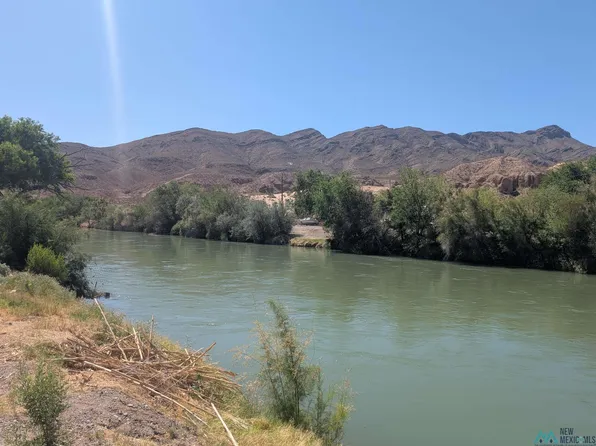 1047 E Riverside Dr, Truth Or Consequences, NM 87901