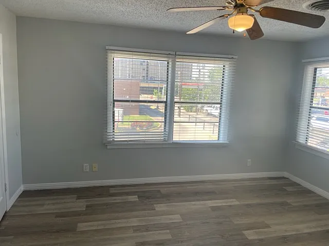 1626 Avenue Y #3 — Photo 9