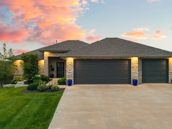 19826 Chicago St, Elkhorn, NE 68022
