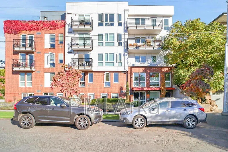 1 bed, 1.0 bath, 530 sqft, $1,750 — Photo 2