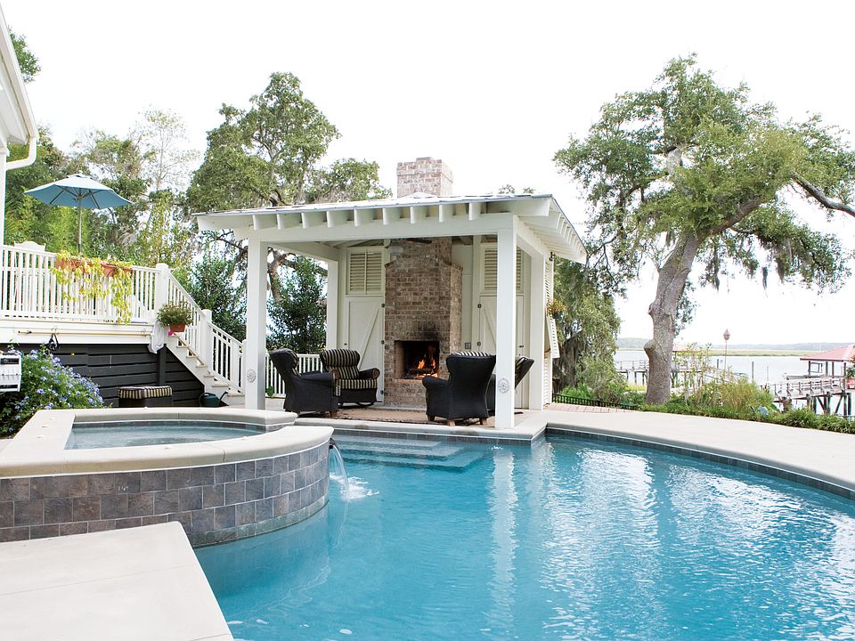 2nd image of 14 Wright Pl