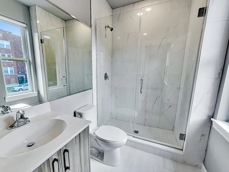 6204 S Kimbark Ave #1W — Photo 12