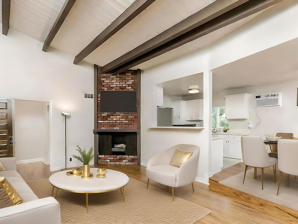 1st image of 1818 Kelton Ave APT 201