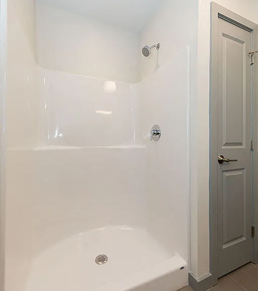 735 Truman Apartments — Photo 12