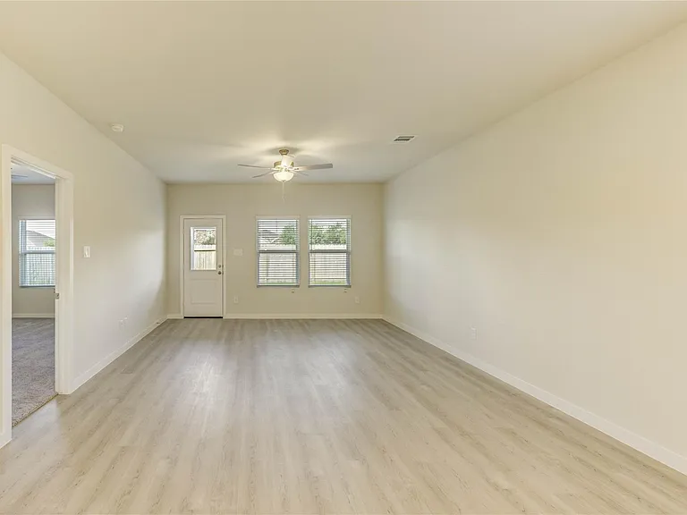 21526 George Wayne Way — Photo 11