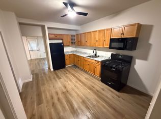 2328 N Ellis St, Peoria, IL 61604