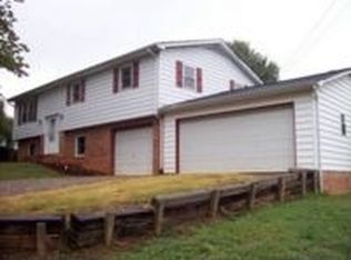 5154 W Piedmont Cir, Conover, NC 28613