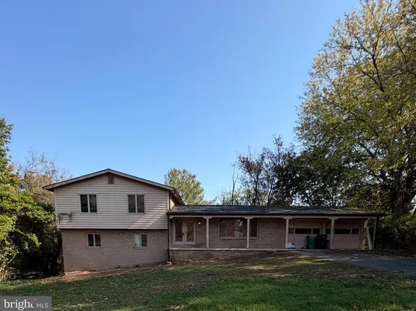 6811 King Rd, Boonsboro, MD 21713