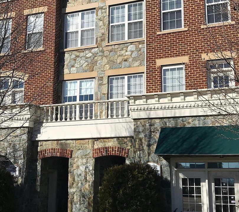 1st image of 2105 Idlewild Blvd