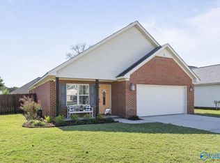 3903 Steve Perkins Dr SW, Decatur, AL 35603