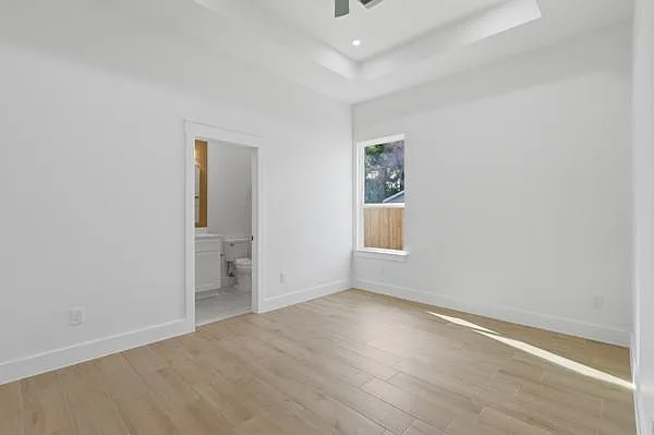 2 bed, 2.0 bath, 1045 sqft, $1,875 — Photo 4