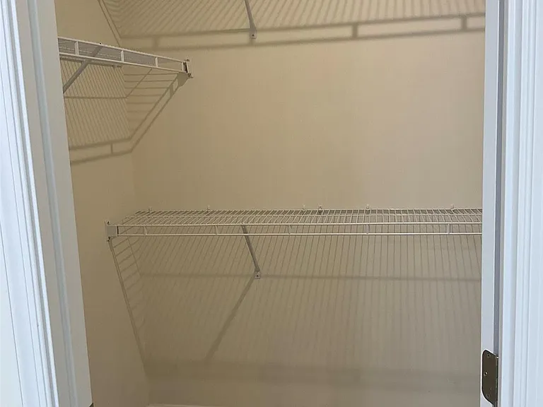 6222 Cleburne Ct — Photo 15