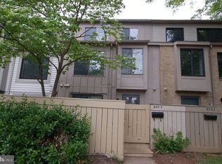 9325 Chadburn Pl, Montgomery Village, MD 20886
