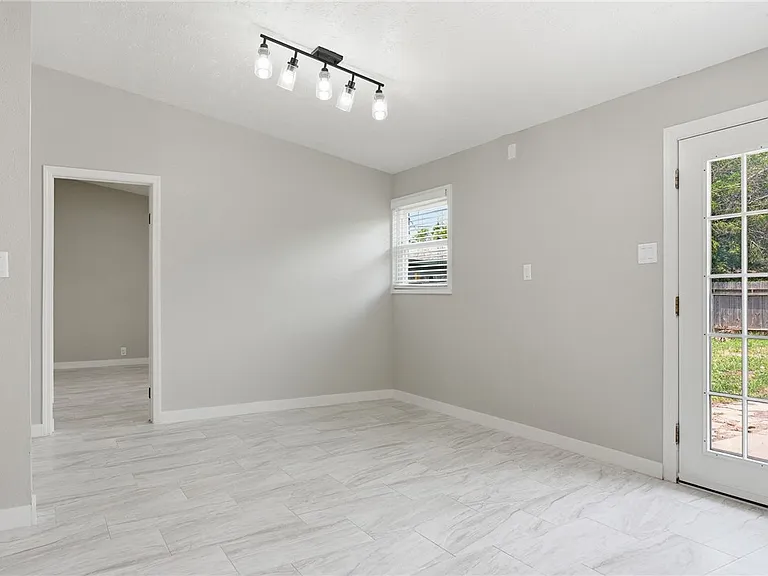 103 Magnolia Pl — Photo 12