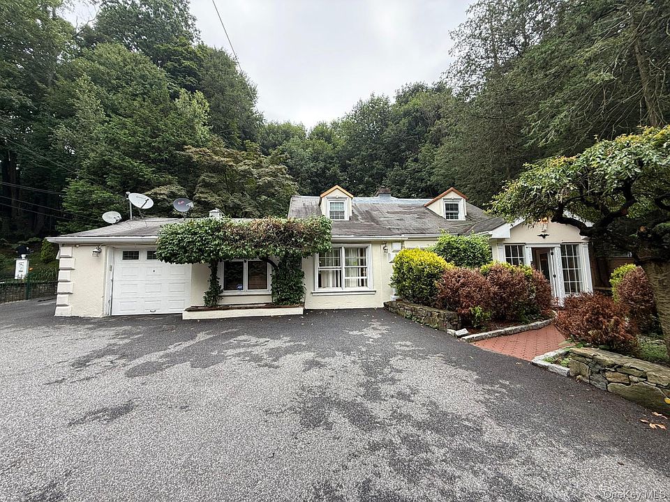 1st image of 445 W Hartsdale Avenue