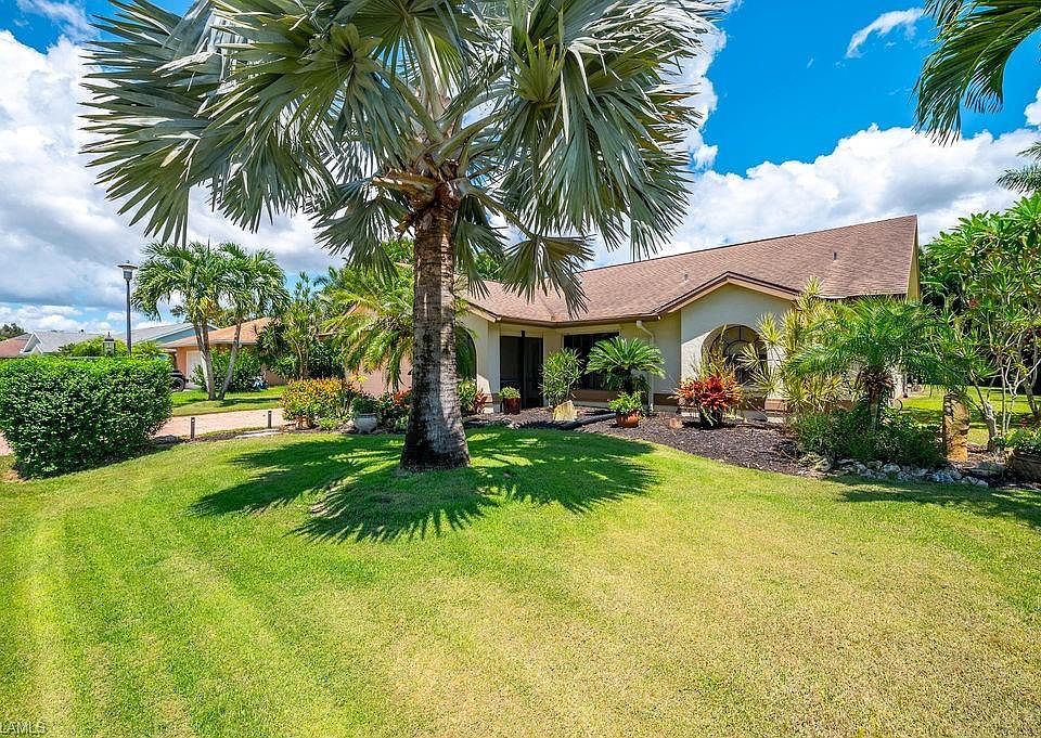 22557 Fountain Lakes Blvd, Estero, FL 33928 Zillow