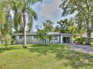 9321 Sedgefield Rd, North Fort Myers, FL 33917