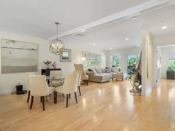 42 State Road #203, Kittery, ME 03904