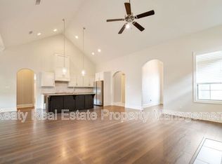 204 Sleepy Brook Rd, Lafayette, LA 70508