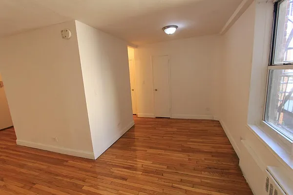 Rented by Hatuka Properties | media 16