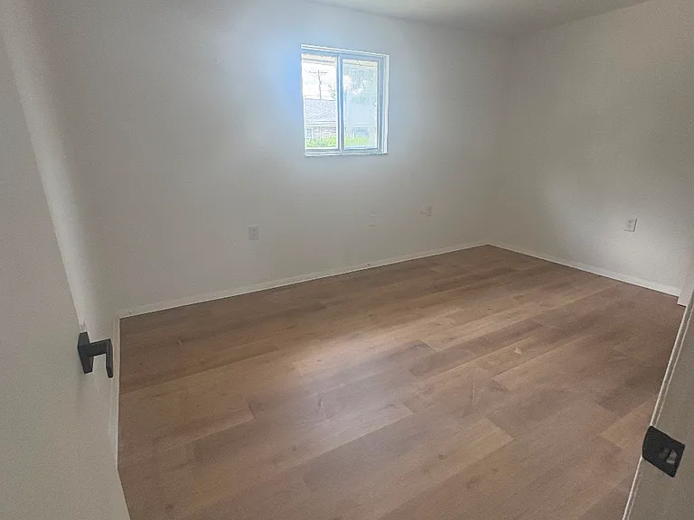 437 Forest St #437 — Photo 5