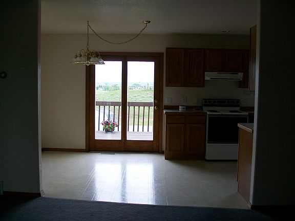3rd image of 9070 Grouse Dr