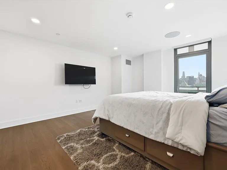 9 Avenue At Port Imperial #1016 — Photo 13