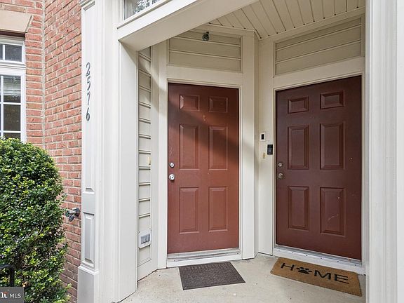 3rd image of 2576 Eastbourne Dr