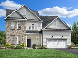 67 Ross Ln, Cranbury, NJ 08512