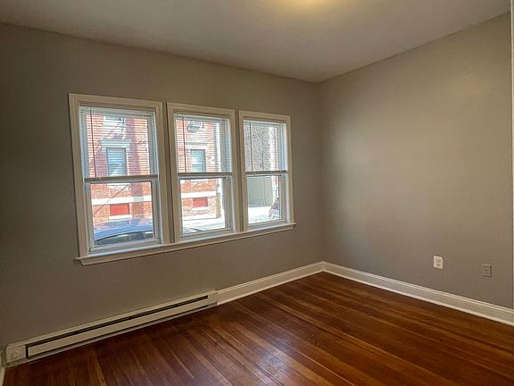 4th image of 1 Ernst St #1L