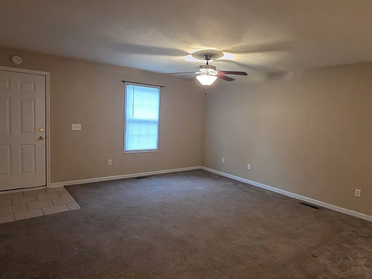 306 N Polk St — Photo 3