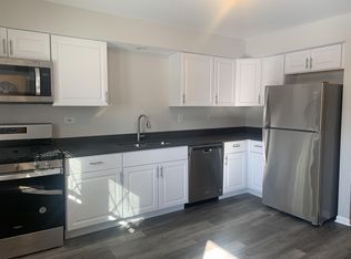 385 N Wood Dale Rd APT 1, Wood Dale, IL 60191