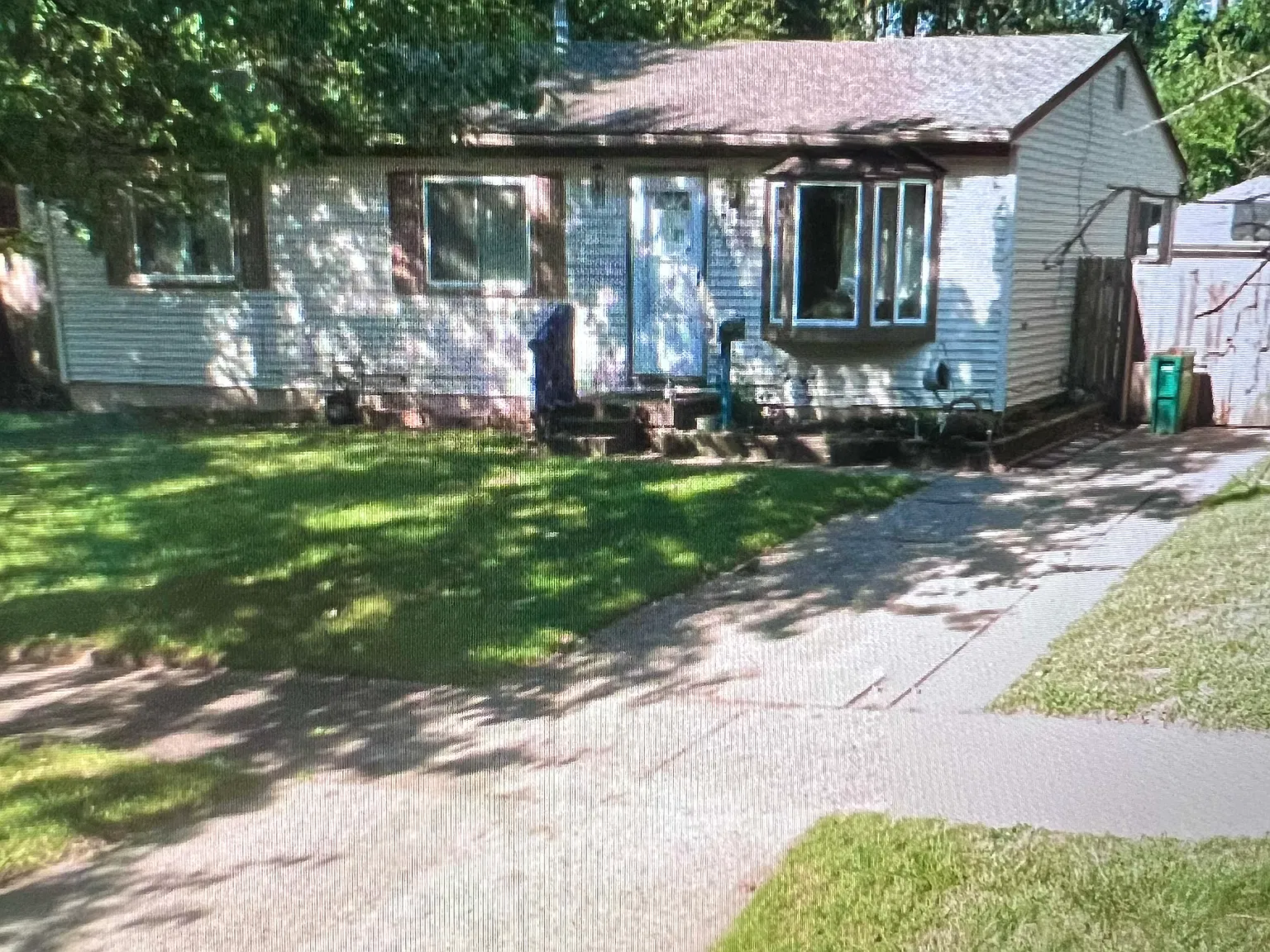 3 bed, 1014 sqft, $1,600 — Photo 1